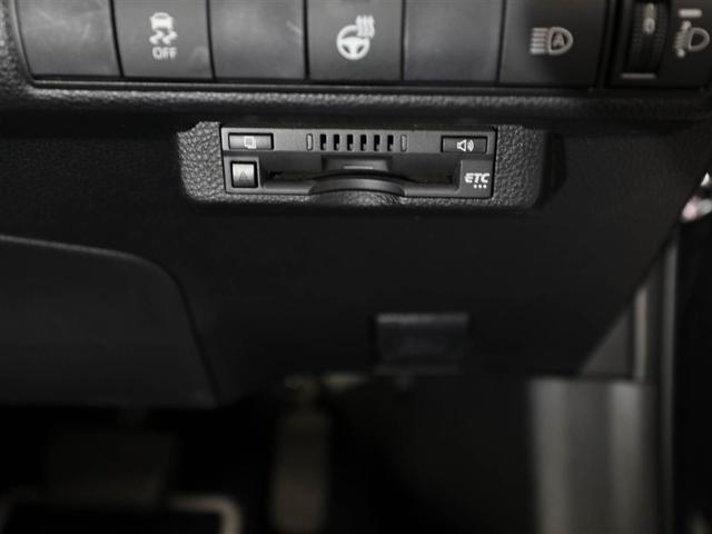カローラツーリング ハイブリッド　ダブルバイビー　追突軽減ブレーキ　バックモニタ　ＤＶＤ　横滑防止　スマキー　ＬＥＤライト　デュアルエアバッグ　エアコン　オートクルーズ　サイドエアバッグ　ＥＴＣ付　ＰＳ　キーフリー　ＡＢＳ　エアバック　アルミホイル（26枚目）