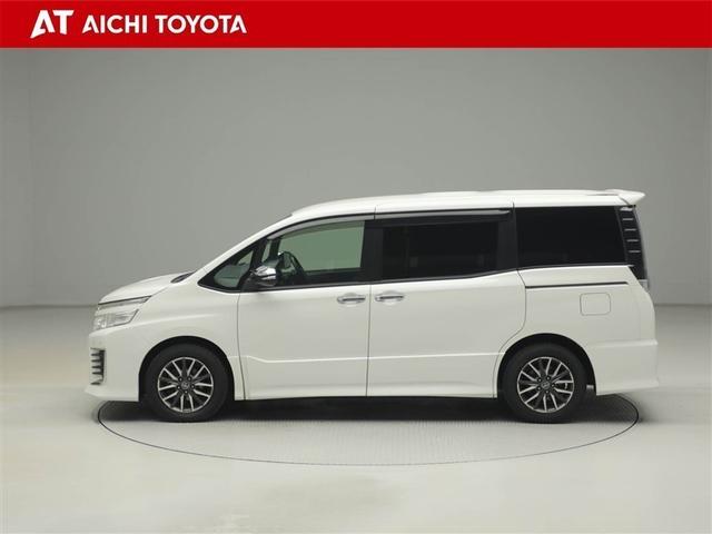 ヴォクシー ＺＳ　煌　地上デジタル　両側パワードア　アイドリングストップ車　パワーウィンド　横滑防止　１オーナ　ＤＶＤ可　盗難防止装置　スマートエントリー　Ｂカメラ　ＡＵＸ　ＬＥＤヘッドライト　メモリーナビ　３列シート（3枚目）