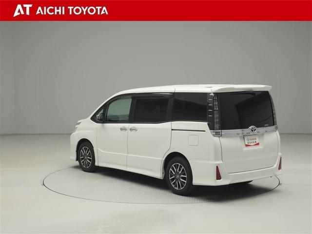 ヴォクシー ＺＳ　煌　地上デジタル　両側パワードア　アイドリングストップ車　パワーウィンド　横滑防止　１オーナ　ＤＶＤ可　盗難防止装置　スマートエントリー　Ｂカメラ　ＡＵＸ　ＬＥＤヘッドライト　メモリーナビ　３列シート（4枚目）