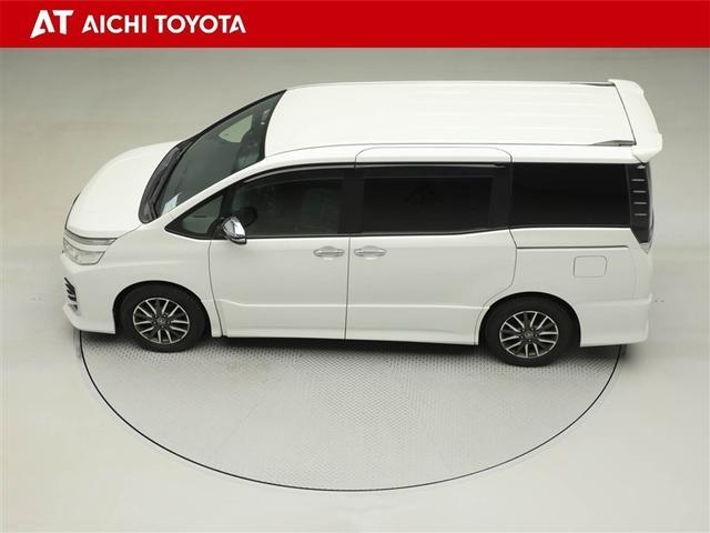 ヴォクシー ＺＳ　煌　地上デジタル　両側パワードア　アイドリングストップ車　パワーウィンド　横滑防止　１オーナ　ＤＶＤ可　盗難防止装置　スマートエントリー　Ｂカメラ　ＡＵＸ　ＬＥＤヘッドライト　メモリーナビ　３列シート（11枚目）