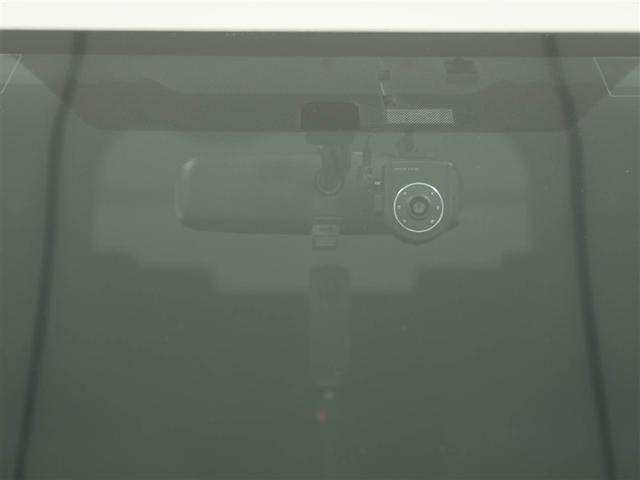 ヴォクシー ＺＳ　煌　地上デジタル　両側パワードア　アイドリングストップ車　パワーウィンド　横滑防止　１オーナ　ＤＶＤ可　盗難防止装置　スマートエントリー　Ｂカメラ　ＡＵＸ　ＬＥＤヘッドライト　メモリーナビ　３列シート（28枚目）