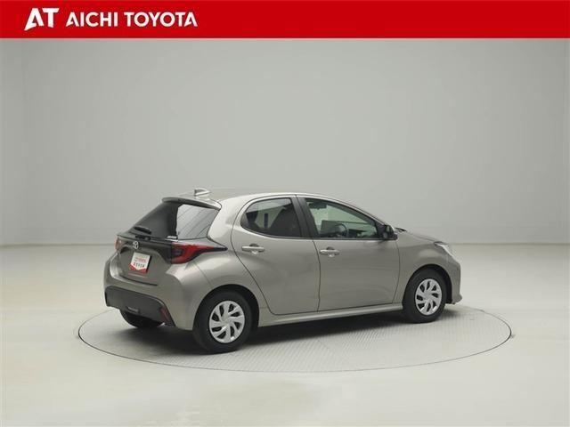 ヤリス Ｇ　バックモニタ－　誤発進抑制機能　ドライブレコーダ　１オーナー車　スマートキー　盗難防止装置　ＬＥＤヘッドライト　横滑り防止機能　キーレス　ＥＴＣ　オートエアコン　ＡＢＳ　運転席エアバック　ＤＶＤ再生（6枚目）
