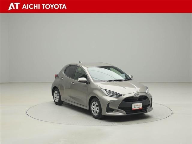 ヤリス Ｇ　バックモニタ－　誤発進抑制機能　ドライブレコーダ　１オーナー車　スマートキー　盗難防止装置　ＬＥＤヘッドライト　横滑り防止機能　キーレス　ＥＴＣ　オートエアコン　ＡＢＳ　運転席エアバック　ＤＶＤ再生（8枚目）