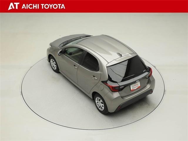 ヤリス Ｇ　バックモニタ－　誤発進抑制機能　ドライブレコーダ　１オーナー車　スマートキー　盗難防止装置　ＬＥＤヘッドライト　横滑り防止機能　キーレス　ＥＴＣ　オートエアコン　ＡＢＳ　運転席エアバック　ＤＶＤ再生（12枚目）