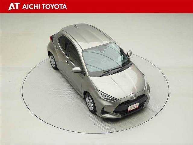 ヤリス Ｇ　バックモニタ－　誤発進抑制機能　ドライブレコーダ　１オーナー車　スマートキー　盗難防止装置　ＬＥＤヘッドライト　横滑り防止機能　キーレス　ＥＴＣ　オートエアコン　ＡＢＳ　運転席エアバック　ＤＶＤ再生（16枚目）