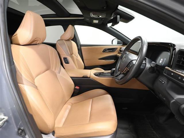 クラウンスポーツ Ｚ　ムーンルーフ　ＡＷＤ　フルセグテレビ　１オーナー　ＥＴＣ車載器　ＴＶナビ　クルコン　横滑り防止装置　エアバッグ　本革　ＡＣ１００Ｖ　ミュージックプレイヤー接続可　メモリナビ　ドラレコ　キーレス　ＡＢＳ（19枚目）