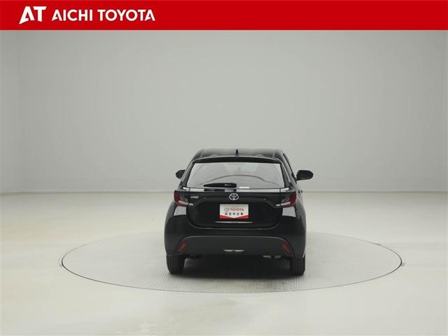 ヤリス Ｘ　ＰＣＳ　スマートキーシステム　元レンタカー　横滑り防止装置付き　ワイヤレスキー　バックガイドモニター　盗難防止　サイドエアバック　エアコン　Ｗエアバッグ　パワーウインドウ　ＥＴＣ付き　パワステ　ナビ（5枚目）