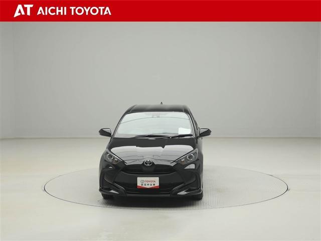 ヤリス Ｘ　ＰＣＳ　スマートキーシステム　元レンタカー　横滑り防止装置付き　ワイヤレスキー　バックガイドモニター　盗難防止　サイドエアバック　エアコン　Ｗエアバッグ　パワーウインドウ　ＥＴＣ付き　パワステ　ナビ（9枚目）