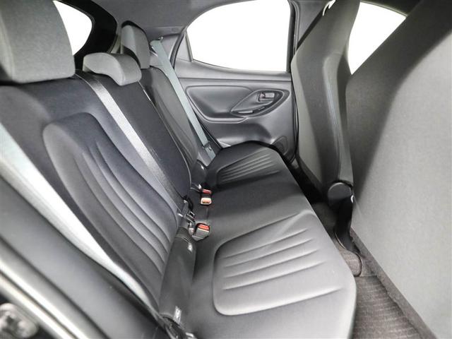 ヤリス Ｘ　ＰＣＳ　スマートキーシステム　元レンタカー　横滑り防止装置付き　ワイヤレスキー　バックガイドモニター　盗難防止　サイドエアバック　エアコン　Ｗエアバッグ　パワーウインドウ　ＥＴＣ付き　パワステ　ナビ（20枚目）