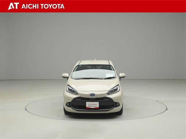 アクア Ｘ　踏み間違い防止　１００Ｖ　イモビ　ドライブレコーダー　ナビ　ＬＥＤヘッドライト　スマートキー　横滑り防止機能　キーレスエントリー　オートクルーズ　オートエアコン　元試乗車　ＥＴＣ　カーテンエアバッグ（9枚目）