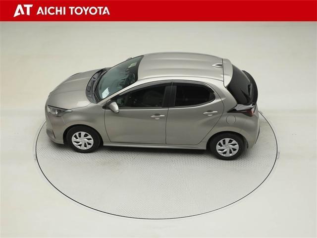 ヤリス ハイブリッドＧ　サイドエアバッグ　スマートキ　ナビ　Ｂモニター　ドライブレコーダー　ＥＴＣ車載器　横滑り防止装置　クルコン　セキュリティアラーム　メディアプレイヤー接続　パワステ　メモリーナビゲーション　キーフリー（11枚目）