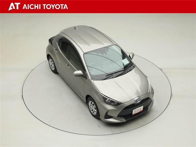 ヤリス ハイブリッドＧ　サイドエアバッグ　スマートキ　ナビ　Ｂモニター　ドライブレコーダー　ＥＴＣ車載器　横滑り防止装置　クルコン　セキュリティアラーム　メディアプレイヤー接続　パワステ　メモリーナビゲーション　キーフリー（16枚目）