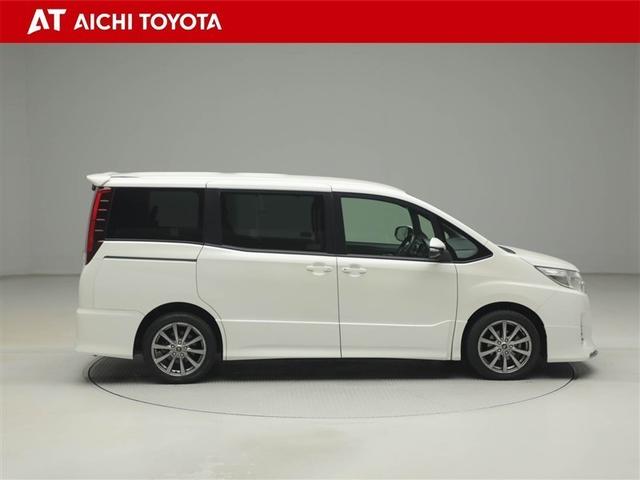 ノア Ｓｉ　横滑防止装置　地上デジタル　ＬＥＤライト　リアオートエアコン　パワーウィンドウ　ＤＶＤ再生可能　パワーステアリング　ＡＡＣ　ＥＴＣ付き　ＡＢＳ　アルミ　三列シート　ミュージックプレイヤー接続可（7枚目）