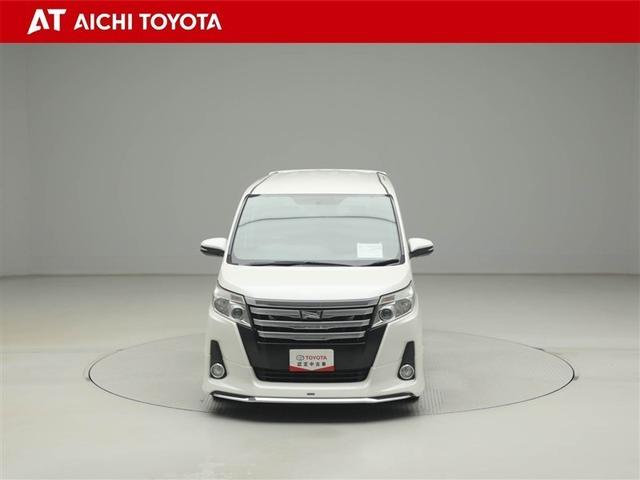 ノア Ｓｉ　横滑防止装置　地上デジタル　ＬＥＤライト　リアオートエアコン　パワーウィンドウ　ＤＶＤ再生可能　パワーステアリング　ＡＡＣ　ＥＴＣ付き　ＡＢＳ　アルミ　三列シート　ミュージックプレイヤー接続可（9枚目）