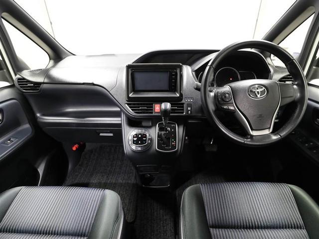 ノア Ｓｉ　横滑防止装置　地上デジタル　ＬＥＤライト　リアオートエアコン　パワーウィンドウ　ＤＶＤ再生可能　パワーステアリング　ＡＡＣ　ＥＴＣ付き　ＡＢＳ　アルミ　三列シート　ミュージックプレイヤー接続可（18枚目）