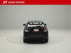 ハイブリッド車を買うならトヨタの『ＴＯＹＯＴＡ認定中古車』！保証は、初度登録年月より起算して１０年間、累計走行距離２０万キロ迄。更に、ロングラン保証が１年付で安心安全です♪ 5