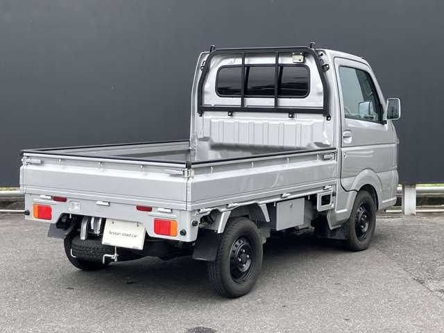 ＮＴ１００クリッパートラック ６６０　ＧＸ　４ＷＤ　パワーウィンドウ　ＥＴＣ　フォグランプ　プ　ＥＴＣ付き　切替４ＷＤ　パワーウインド　ワンオーナー車　キーレスエントリー　ＡＣ　記録簿　パワーステアリング　エアバッグ　助手席エアバック（2枚目）