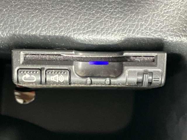 ＮＴ１００クリッパートラック ６６０　ＧＸ　４ＷＤ　パワーウィンドウ　ＥＴＣ　フォグランプ　プ　ＥＴＣ付き　切替４ＷＤ　パワーウインド　ワンオーナー車　キーレスエントリー　ＡＣ　記録簿　パワーステアリング　エアバッグ　助手席エアバック（7枚目）