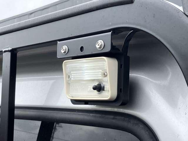 ＮＴ１００クリッパートラック ６６０　ＧＸ　４ＷＤ　パワーウィンドウ　ＥＴＣ　フォグランプ　プ　ＥＴＣ付き　切替４ＷＤ　パワーウインド　ワンオーナー車　キーレスエントリー　ＡＣ　記録簿　パワーステアリング　エアバッグ　助手席エアバック（14枚目）
