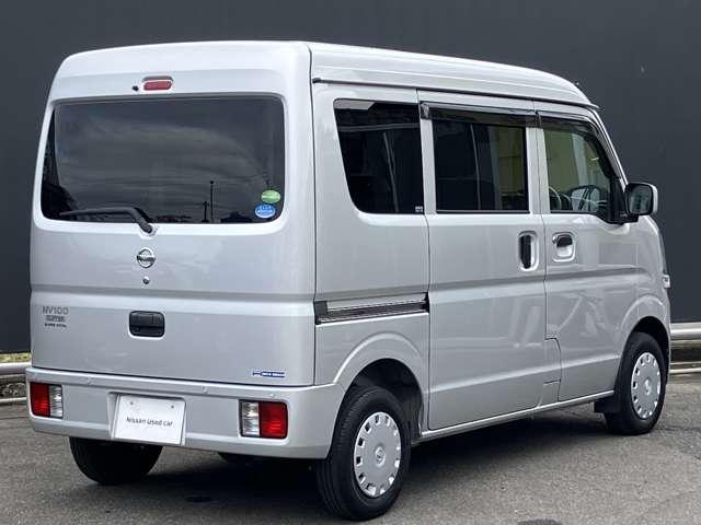 NV100クリッパーバン 660 GX ハイルーフ 衝突被害軽減ブレーキ ケンウッド社外ナビ キーレスエントリーキー パワーウィンドー 助手席エアバック エアコン ワンオーナー ETC レーンアシスト 運転席エアバック パワステ ABS 寒冷地仕様 ワンセグ デュアルカメラブレーキS(2枚目)