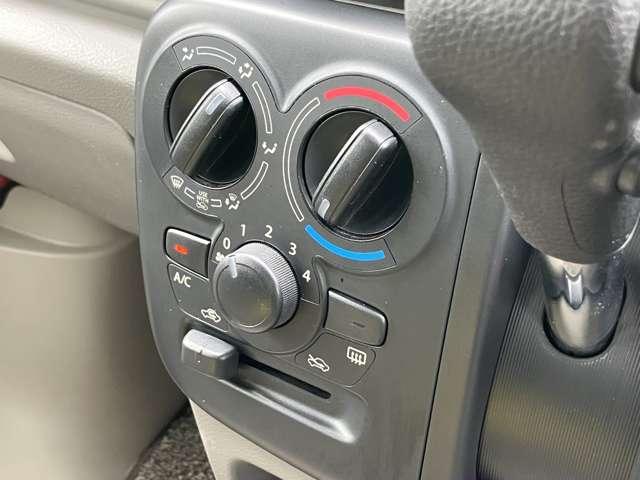 NV100クリッパーバン 660 GX ハイルーフ 衝突被害軽減ブレーキ ケンウッド社外ナビ キーレスエントリーキー パワーウィンドー 助手席エアバック エアコン ワンオーナー ETC レーンアシスト 運転席エアバック パワステ ABS 寒冷地仕様 ワンセグ デュアルカメラブレーキS(10枚目)