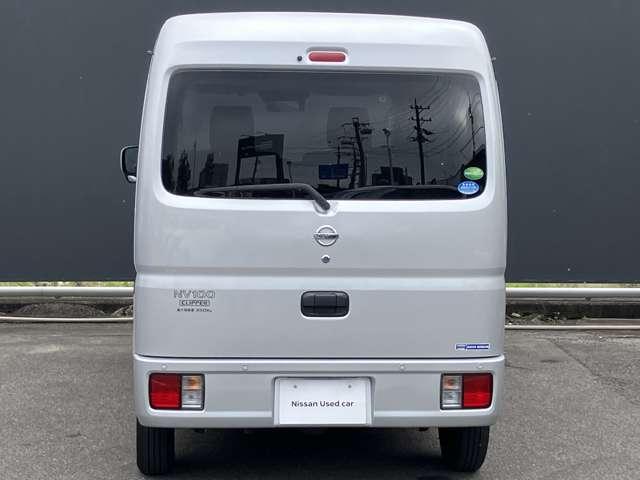NV100クリッパーバン 660 GX ハイルーフ 衝突被害軽減ブレーキ ケンウッド社外ナビ キーレスエントリーキー パワーウィンドー 助手席エアバック エアコン ワンオーナー ETC レーンアシスト 運転席エアバック パワステ ABS 寒冷地仕様 ワンセグ デュアルカメラブレーキS(13枚目)