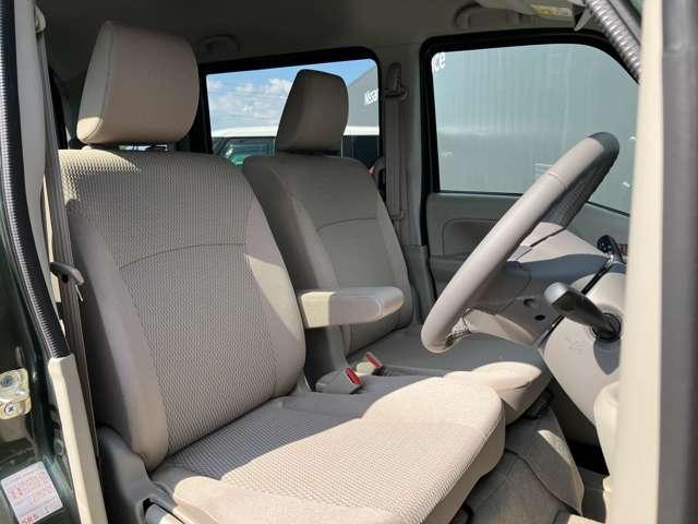 クリッパーリオ ６６０　Ｇ　ハイルーフ　※雹害車※　エマージェンシーブレーキ　スマートキー　両側パワースライドドア　ＬＥＤヘッドライト　レーンアシスト　オートエアコン　アイドリングストップ　衝突軽減システム（5枚目）