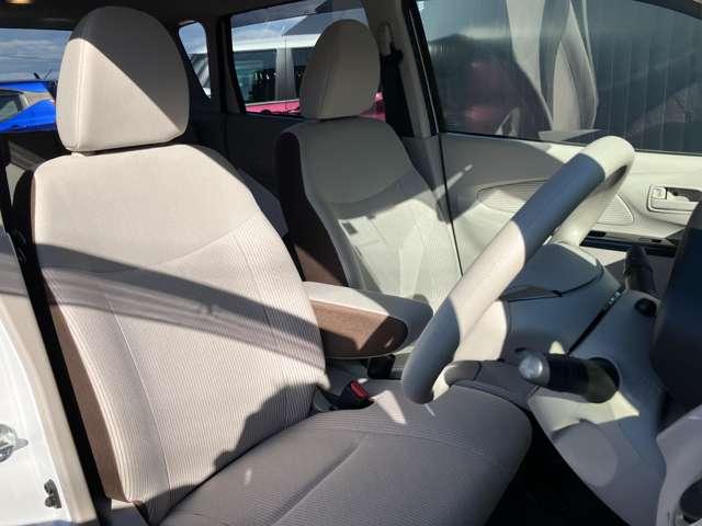 デイズ ６６０　Ｘ　エマジェンジーブレーキ　踏間違防止　エマジェンシーブレーキ　ｉＳＴＯＰ　Ｗエアバック　１オーナー　ＴＶナビ　オ－トエアコン　バックカメラ　メモリーナビ　ＡＢＳ　記録簿有　運転席エアバッグ　キーレス　パワーウィンドウ　パワーステアリング（5枚目）