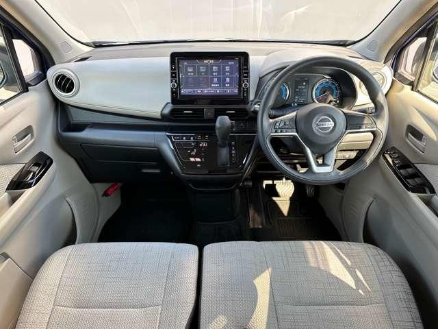 デイズ 660 X 大画面純正ナビ アラウンドビューモニター アラウンドM 踏み間違え防止 スマートキー バックカメラ 1オーナー ETC レーンキープ アイドリングストップ キーレス フルオートエアコン ナビTV WAB 記録簿 運転席エアバック PS ABS(4枚目)