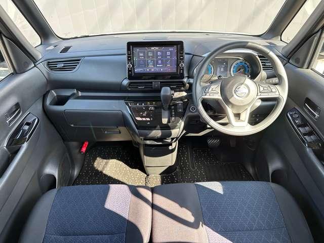 ルークス ６６０　ハイウェイスターＸ　プロパイロット　エディション　大画面純正ナビ　前後ドライブレコーダー　左右パワースライドドア　アイドリング　パノラマモニター　助手席エアバッグ　衝突軽減ブレーキ　ＰＷ　ナビ＆ＴＶ　１セグ　ＬＥＤヘッドライト　ＬＤＷ　スマートキー　ＥＴＣ　ワンオーナー車　バックカメラ（4枚目）