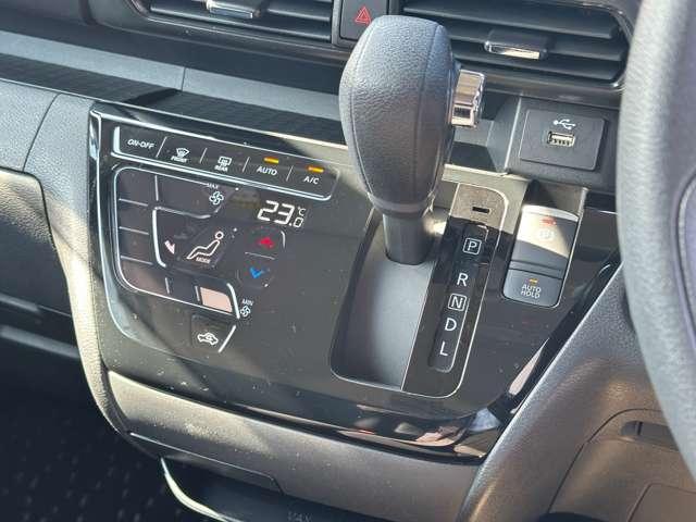 ルークス ６６０　ハイウェイスターＸ　プロパイロット　エディション　大画面純正ナビ　前後ドライブレコーダー　左右パワースライドドア　アイドリング　パノラマモニター　助手席エアバッグ　衝突軽減ブレーキ　ＰＷ　ナビ＆ＴＶ　１セグ　ＬＥＤヘッドライト　ＬＤＷ　スマートキー　ＥＴＣ　ワンオーナー車　バックカメラ（12枚目）