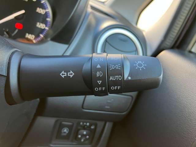 デイズ ６６０　ハイウェイスターＧターボ　純正メモリーナビ　アラウンドビューモニタ　誤発進抑制　点検記録簿　アイスト　運転席エアバッグ　レーンキープアシスト　スマキー　ナビＴＶ　バックモニター　ワンセグ　セキュリティーアラーム　エアコン　オートクルーズ　ＡＢＳ　パワステ　メモリーナビ（12枚目）