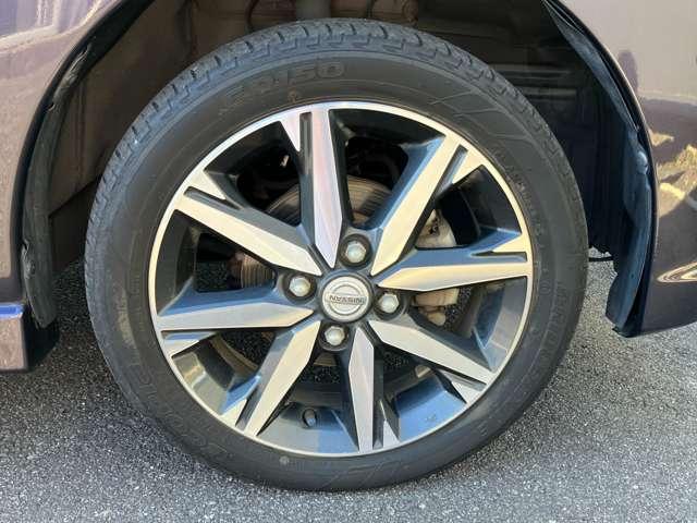 デイズ ６６０　ハイウェイスターＧターボ　純正メモリーナビ　アラウンドビューモニタ　誤発進抑制　点検記録簿　アイスト　運転席エアバッグ　レーンキープアシスト　スマキー　ナビＴＶ　バックモニター　ワンセグ　セキュリティーアラーム　エアコン　オートクルーズ　ＡＢＳ　パワステ　メモリーナビ（17枚目）