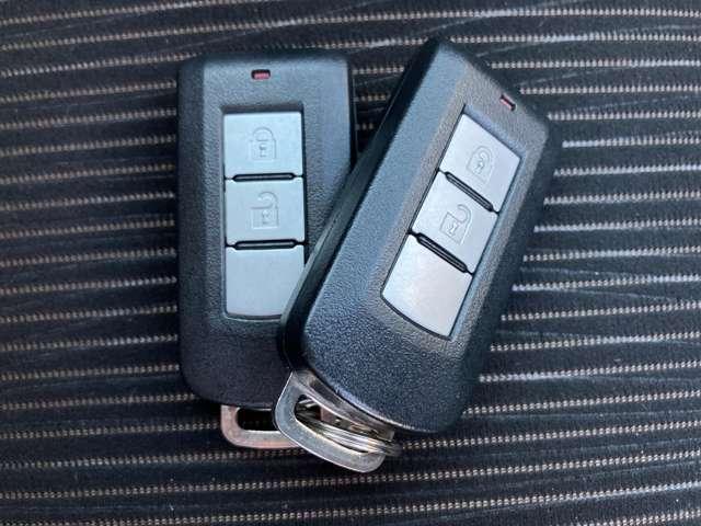 デイズ ６６０　ハイウェイスターＧターボ　純正メモリーナビ　アラウンドビューモニタ　誤発進抑制　点検記録簿　アイスト　運転席エアバッグ　レーンキープアシスト　スマキー　ナビＴＶ　バックモニター　ワンセグ　セキュリティーアラーム　エアコン　オートクルーズ　ＡＢＳ　パワステ　メモリーナビ（18枚目）