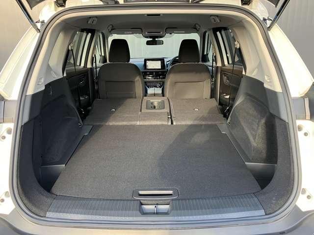 エクストレイル １．５　Ｘ　ｅ－４ＯＲＣＥ　４ＷＤ　プロパイロット大画面ナビ　エマブレ　１オーナー　レーンキープアシスト　アダプティブクルーズコントロール　バックモニター　ＬＥＤヘッドライト　ドラレコ　インテリジェントキー　ＥＴＣ　４ＷＤ　記録簿　キーレスエントリー　ＡＡＣ（18枚目）