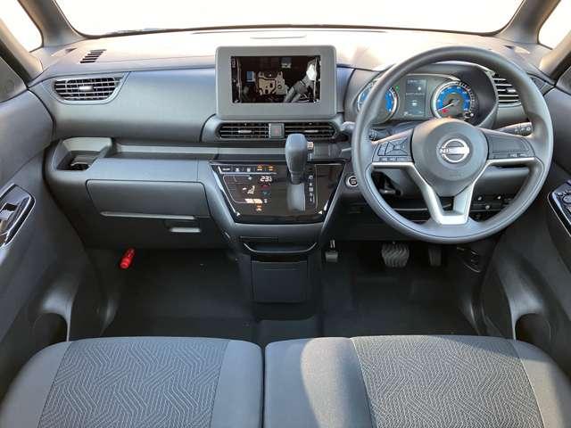 ルークス ６６０　ハイウェイスターＸ　※雹害車※　エマージェンシーブレーキ　踏　アイスト　衝突被害軽減ブレ－キ　助手席側オートスライドドア　マルチビューカメラ　車線逸脱警報装置　ＬＥＤ　スマートキー　パワーウィンドウ　カーテンエアバック　バックカメラ　記録簿　パワステ　キーフリ（3枚目）