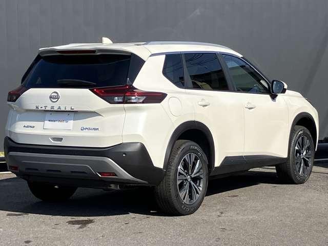 エクストレイル １．５　Ｘ　ｅ－４ＯＲＣＥ　４ＷＤ　※雹害車※プロパイロット　メーカーナビ　エマブレ　レーンキープアシスト　アダプティブクルーズコントロール　禁煙　バックモニター　ＬＥＤヘッドライト　インテリジェントキー　ＥＴＣ　４ＷＤ　寒冷地仕様　キーレスエントリー　アイドリングストップ（2枚目）