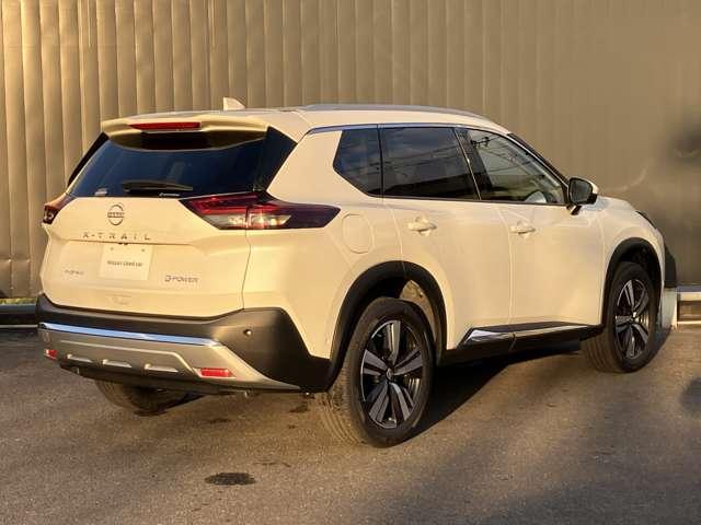 エクストレイル 1.5 G e-4ORCE 4WD ※雹害車※ ニッサンコネクトナビ アラウ 1オーナー パークアシスト LEDヘッドランプ ナビTV スマートキー レーダークルーズ LKA キーフリー ETC 4WD アルミホイール メモリーナビ バックカメラ サイドカメラ オートエアコン(2枚目)