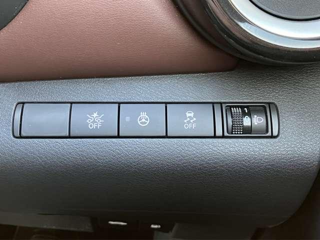 キックス １．２　Ｘ　ツートーン　インテリアエディション　（ｅ－ＰＯＷＥＲ）　※雹害車※　プロパイロット　エマージェン　レーダークルーズ　被害軽減ブレーキ　ＬＥＤヘッドライト　アラウンドビューモニター　インテリジェントキー　ドラレコ　ＥＴＣ　メモリ－ナビ　エアコン　パワステ　キーレス　パワーウィンドウ　ＡＢＳ　車線逸脱（11枚目）