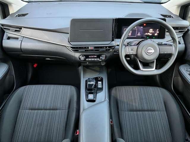 ノート １．２　Ｘ　※雹害車※　エマージェンシーブレーキ　リアカメラ　衝突被害軽減ブレ－キ　全方位カメラ　ＬＥＤヘッドライト　レーンアシスト　インテリジェントキー　サイドカーテンエアバック　サイドカメラ　パワーウィンドウ　オートエアコン　キーレス　ＡＢＳ（4枚目）