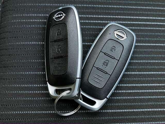 ノート １．２　Ｘ　※雹害車※　エマージェンシーブレーキ　リアカメラ　衝突被害軽減ブレ－キ　全方位カメラ　ＬＥＤヘッドライト　レーンアシスト　インテリジェントキー　サイドカーテンエアバック　サイドカメラ　パワーウィンドウ　オートエアコン　キーレス　ＡＢＳ（17枚目）