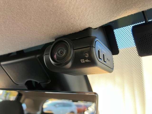 ノート １．２　Ｘ　※社用車ＵＰ※　純正ディーラーナビ　リアカメラ　衝突被害軽減ブレ－キ　全方位カメラ　ＥＴＣ付　禁煙車　ＬＥＤヘッドライト　レーンアシスト　インテリジェントキー　ワンオーナー　ドラレコ　アイドリングストップ　整備記録簿　盗難防止システム（15枚目）