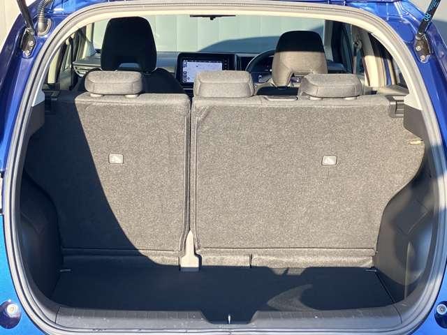 ノート １．２　Ｘ　※社用車ＵＰ※　純正ディーラーナビ　リアカメラ　衝突被害軽減ブレ－キ　全方位カメラ　ＥＴＣ付　禁煙車　ＬＥＤヘッドライト　レーンアシスト　インテリジェントキー　ワンオーナー　ドラレコ　アイドリングストップ　整備記録簿　盗難防止システム（18枚目）