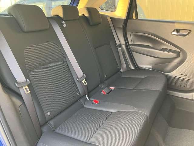 ノート 1.2 X ※雹害車※オーディオレス リアカメラ 衝突被害軽減ブレ-キ 全方位カメラ 禁煙車 レーンアシスト インテリジェントキー ワンオーナー アイドリングストップ 盗難防止システム サイドカーテンエアバック サイドカメラ キーレス(13枚目)