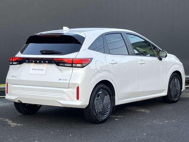 ノート １．２　Ｘ　※雹害車※　エマージェンシーブレーキ　踏　リアカメラ　衝突被害軽減ブレ－キ　全方位カメラ　ＬＥＤヘッドライト　レーンアシスト　インテリジェントキー　サイドカーテンエアバック　サイドカメラ　パワーウィンドウ　オートエアコン　キーレス　ＡＢＳ（2枚目）