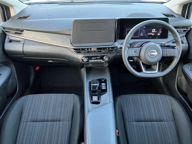 ノート １．２　Ｘ　※雹害車※　エマージェンシーブレーキ　踏　リアカメラ　衝突被害軽減ブレ－キ　全方位カメラ　ＬＥＤヘッドライト　レーンアシスト　インテリジェントキー　サイドカーテンエアバック　サイドカメラ　パワーウィンドウ　オートエアコン　キーレス　ＡＢＳ（4枚目）