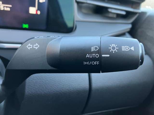 ノート １．２　Ｘ　※雹害車※　エマージェンシーブレーキ　踏　リアカメラ　衝突被害軽減ブレ－キ　全方位カメラ　ＬＥＤヘッドライト　レーンアシスト　インテリジェントキー　サイドカーテンエアバック　サイドカメラ　パワーウィンドウ　オートエアコン　キーレス　ＡＢＳ（10枚目）