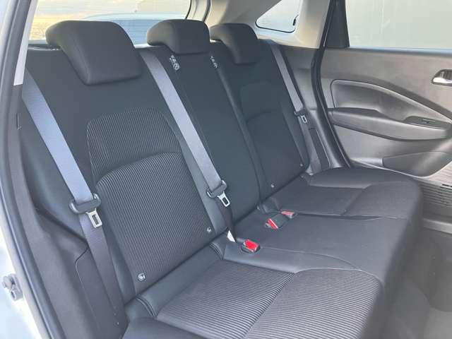 ノート １．２　Ｘ　※雹害車※　エマージェンシーブレーキ　踏　リアカメラ　衝突被害軽減ブレ－キ　全方位カメラ　ＬＥＤヘッドライト　レーンアシスト　インテリジェントキー　サイドカーテンエアバック　サイドカメラ　パワーウィンドウ　オートエアコン　キーレス　ＡＢＳ（13枚目）