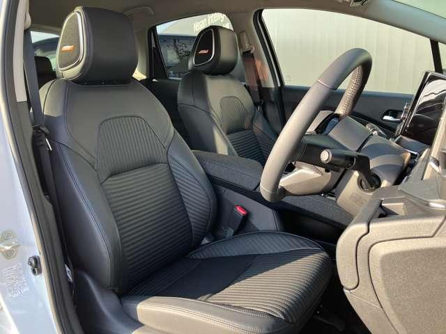 オーラ 1.2 G レザーエディション ※雹害車※プロパイロット 大画面純正ナビ ワンオーナ 追突防止 レーダークルーズ 本革 車線逸脱警報装置 寒冷地仕様 禁煙車 LED 盗難防止 バックモニター ETC インテリジェントキー メモリーナビゲーション AW キーレスエントリー(5枚目)