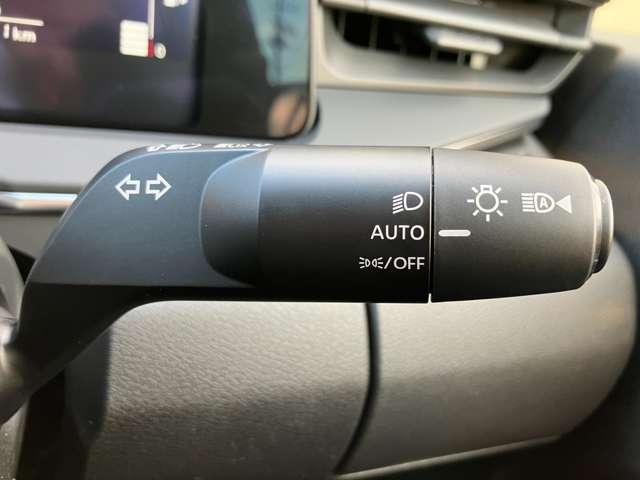 ノート 1.2 X ※雹害車※プロパイロット 大画面純正ナビ リアカメラ 衝突被害軽減ブレ-キ 全方位カメラ ETC付 禁煙車 LEDヘッドライト レーダークルーズ レーンアシスト インテリジェントキー ワンオーナー アイドリングストップ 盗難防止システム(12枚目)